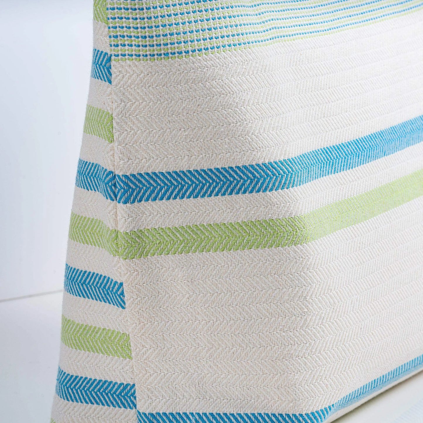 DARIDO Thermal Beach Bag with Absorbent Towel – Stylish & Spacious Tote