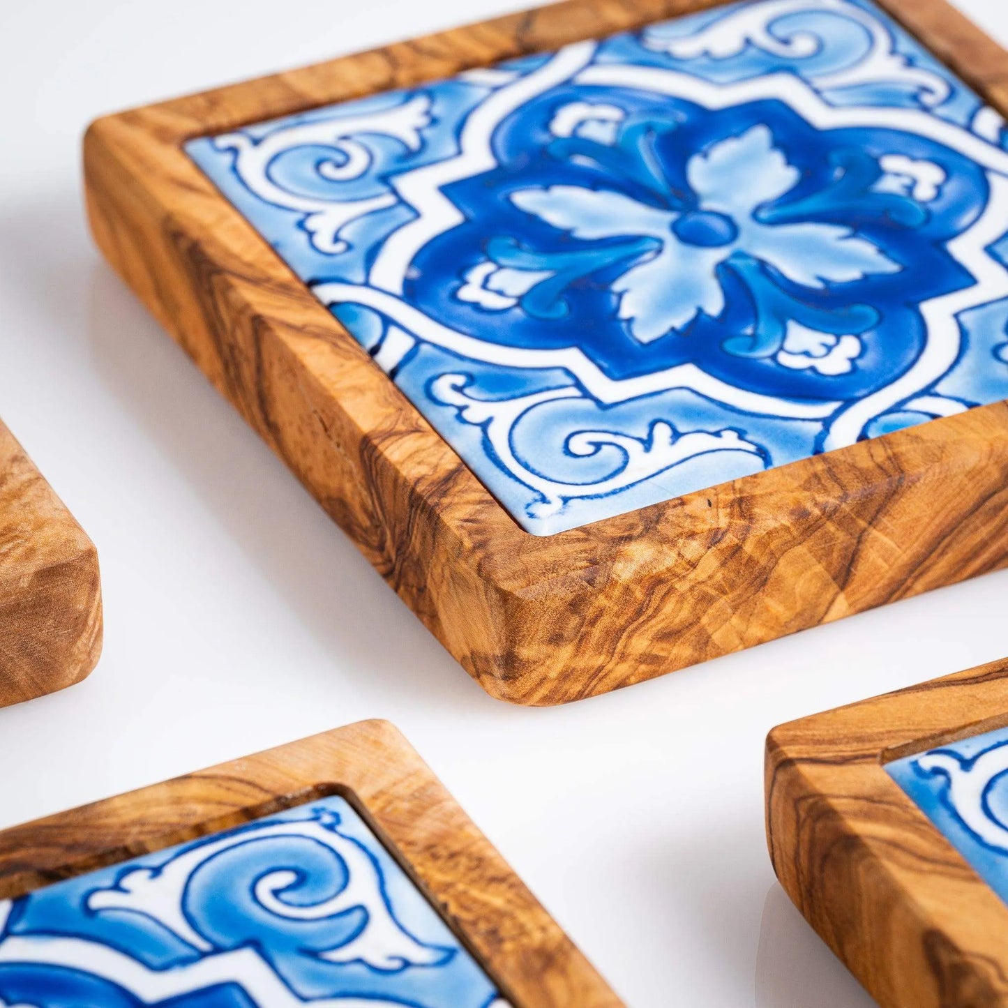 Set of Olive Wood & Ceramic Coasters – Handcrafted Mediterranean Design