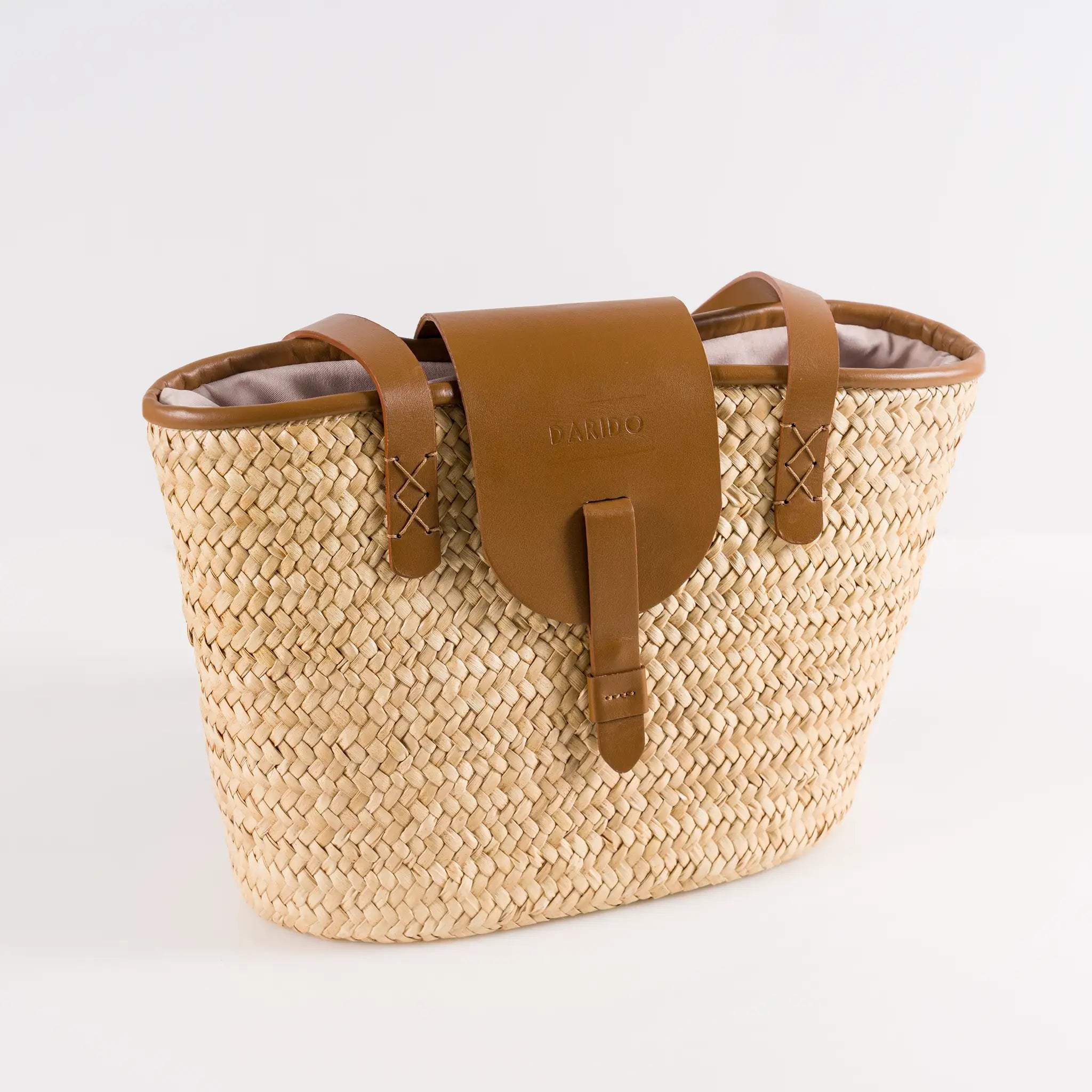 Aura handmade plant fiber and leather bag – product view 1