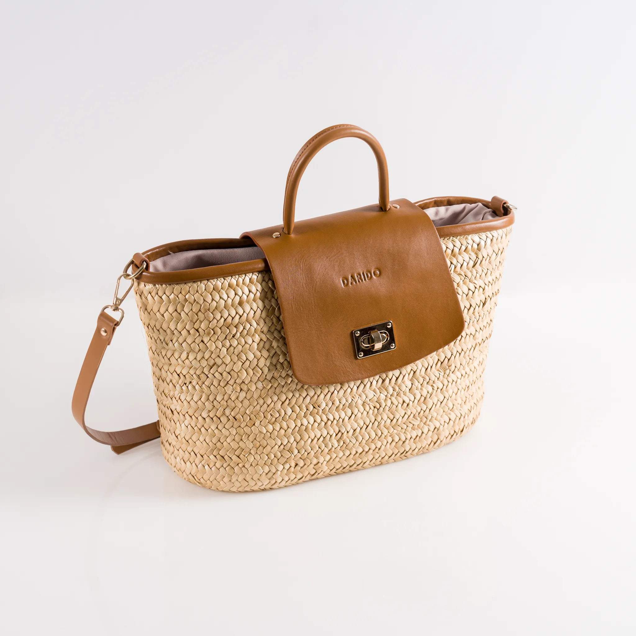 Naïa handmade plant fiber and leather bag – product view 1