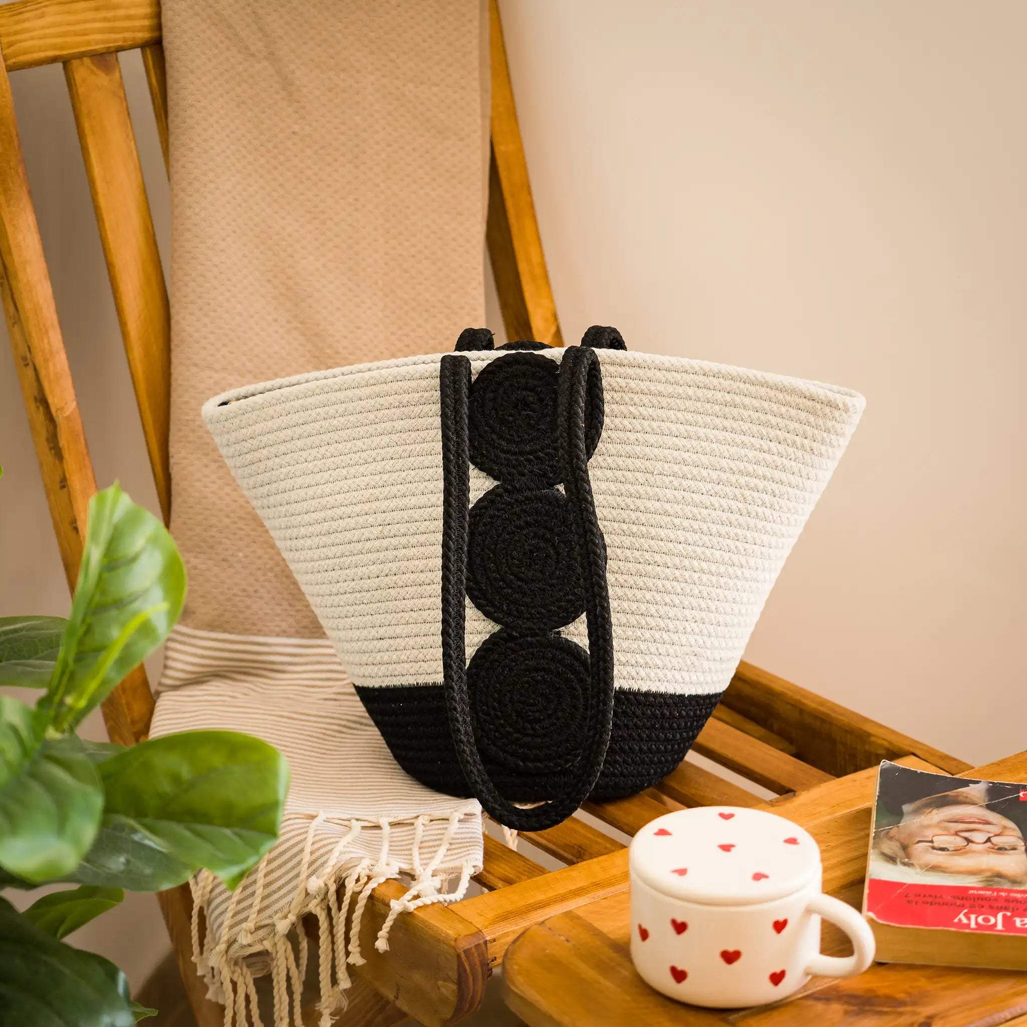 Trodou Handwoven Cotton Handbag, product view 1 of 1