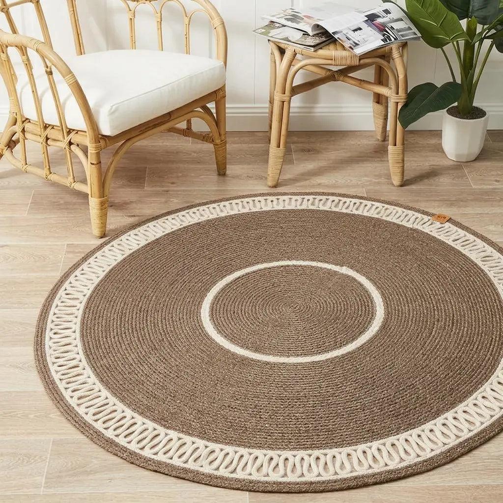 Handcrafted Round Braided Cotton Rug – primary product view