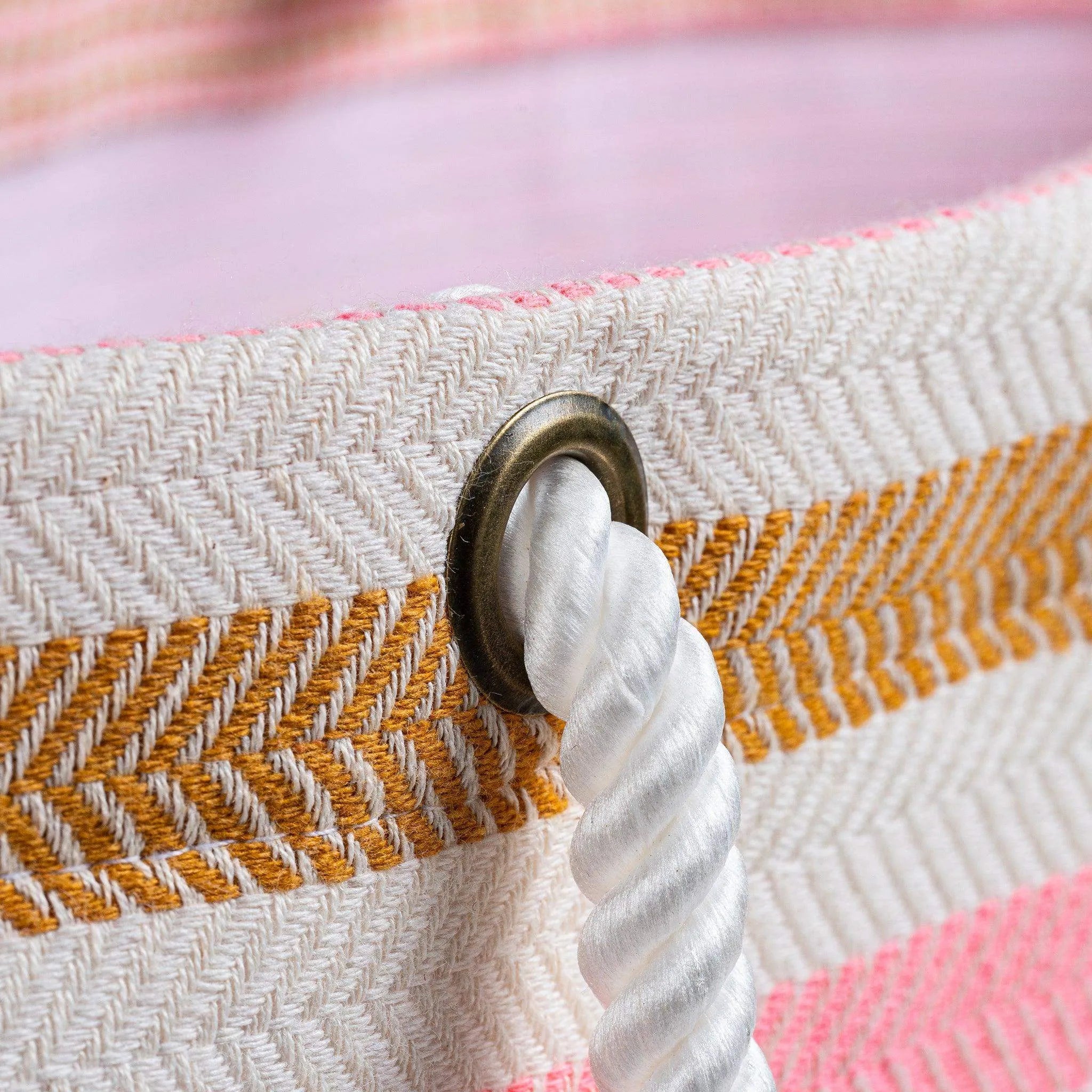 DARIDO Thermal Beach Bag with Absorbent Towel – Stylish & Spacious Tote