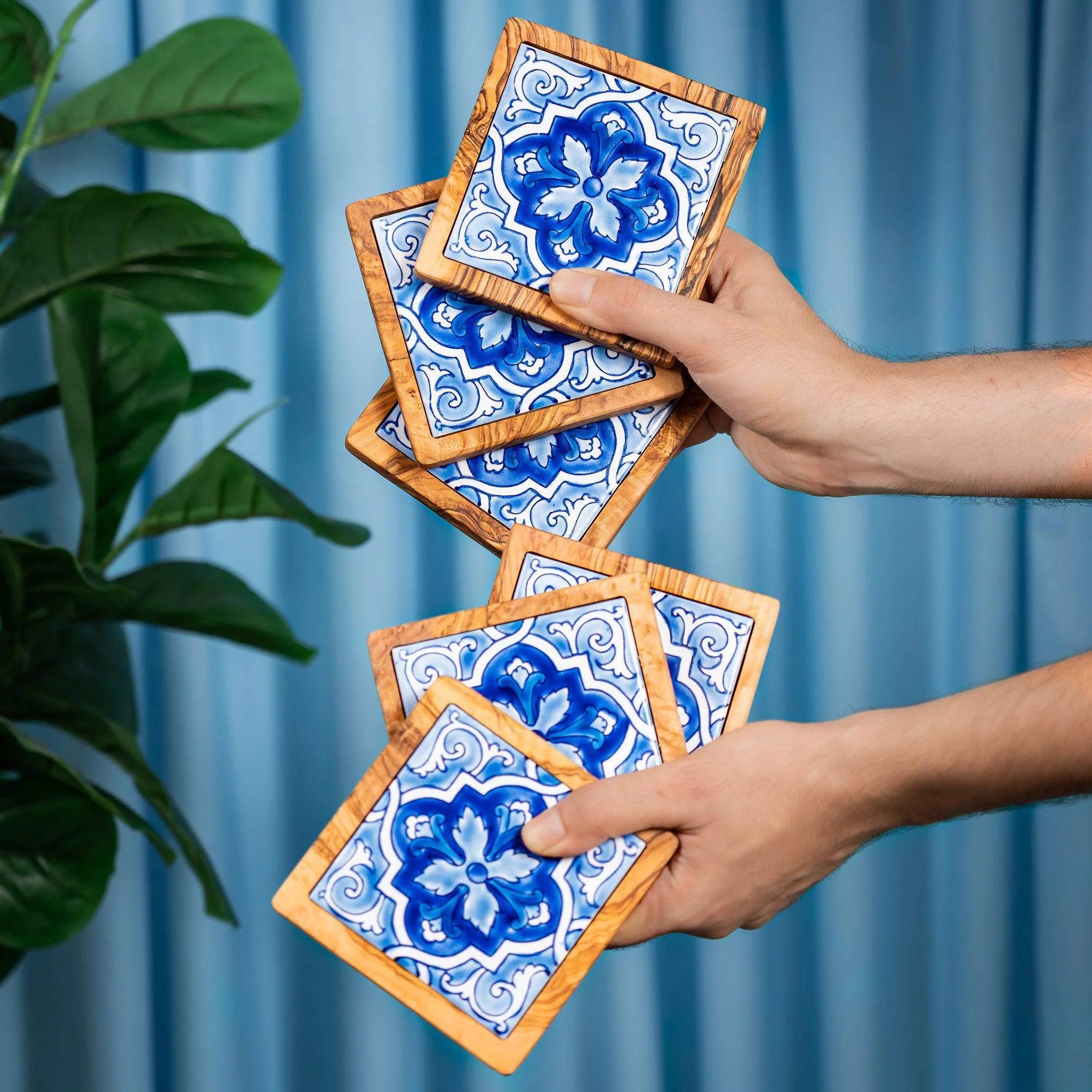 14-Piece Ceramic & Olive Wood Set