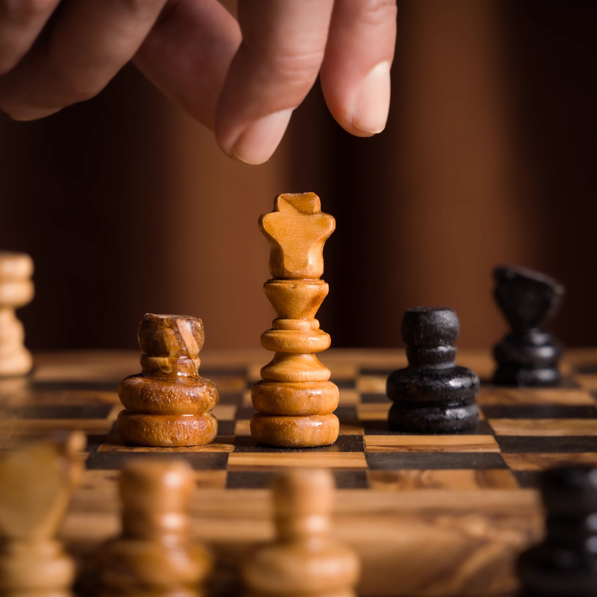 Rois d’Olea – Handmade Olive Wood Chess Set