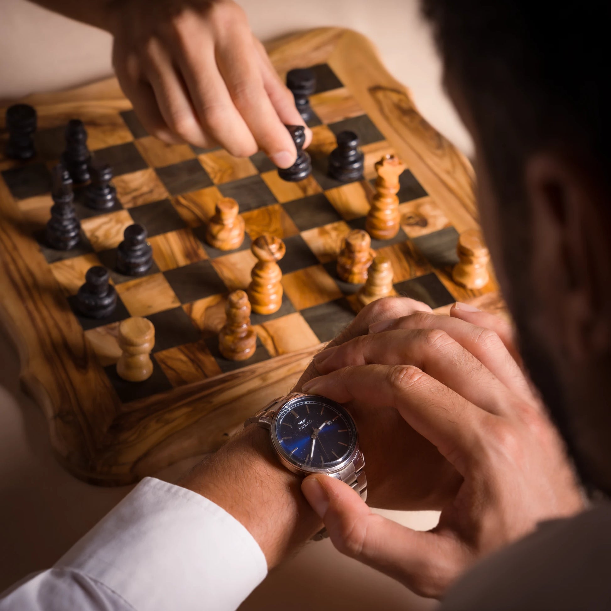 Rois d’Olea – Handmade Olive Wood Chess Set