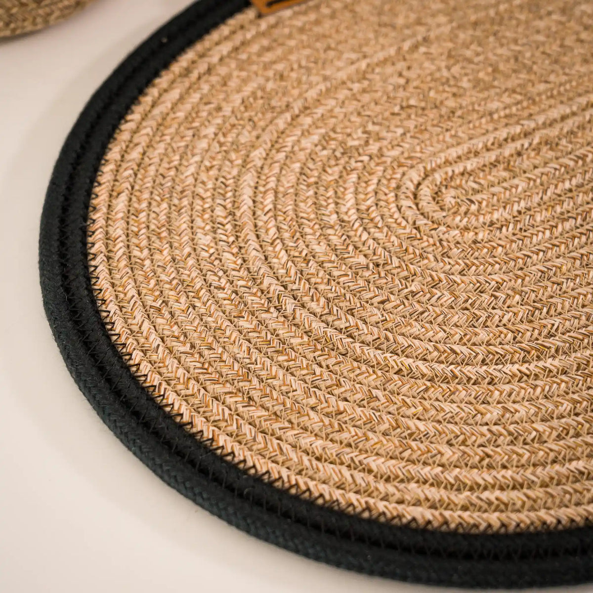 Handwoven Braided Cotton Table Set – detail view 12