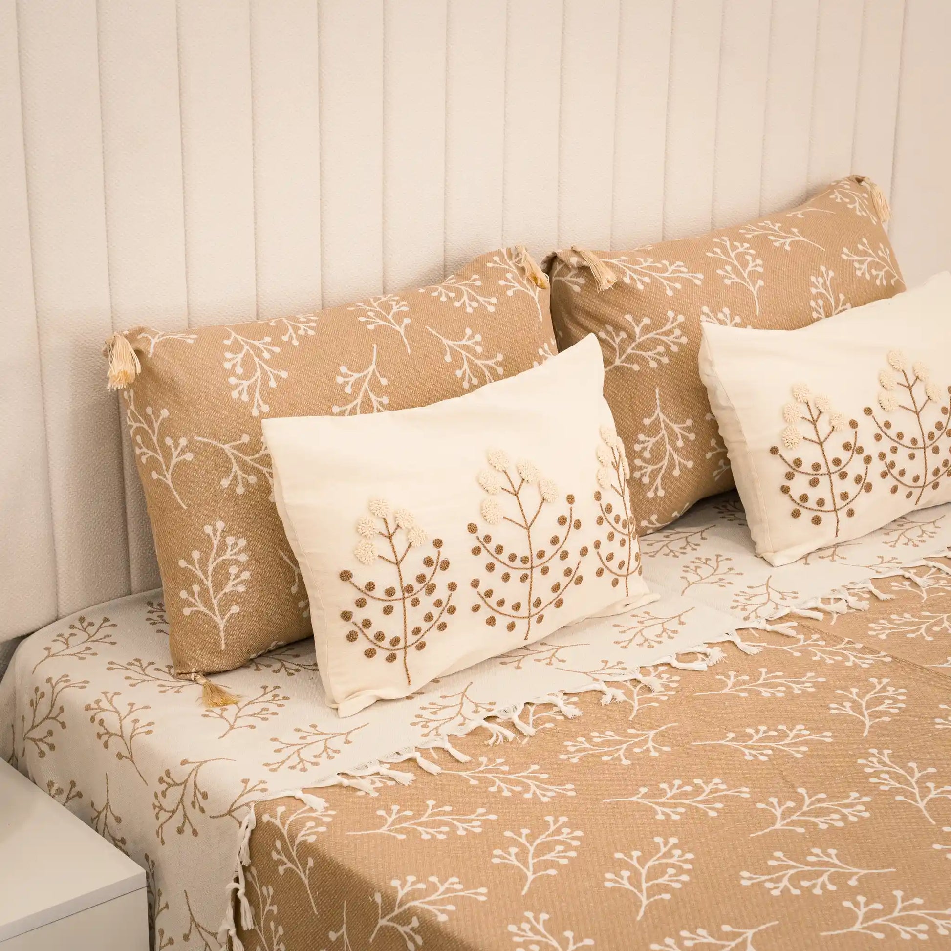 Sakura Cotton Bedding Set with 4 Pillowcases – Camel, Beige & Greige