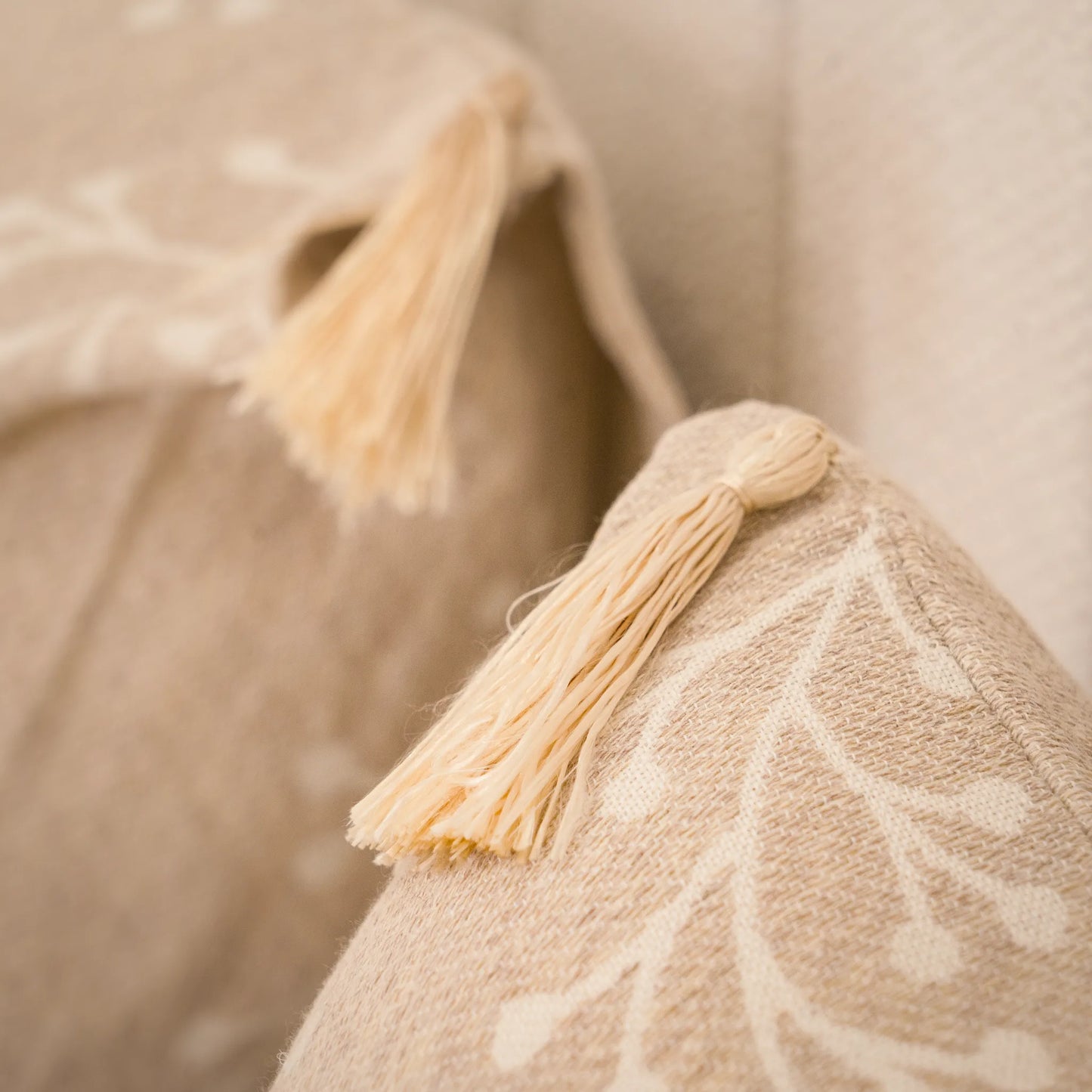 Sakura Cotton Bedding Set with 4 Pillowcases – Camel, Beige & Greige