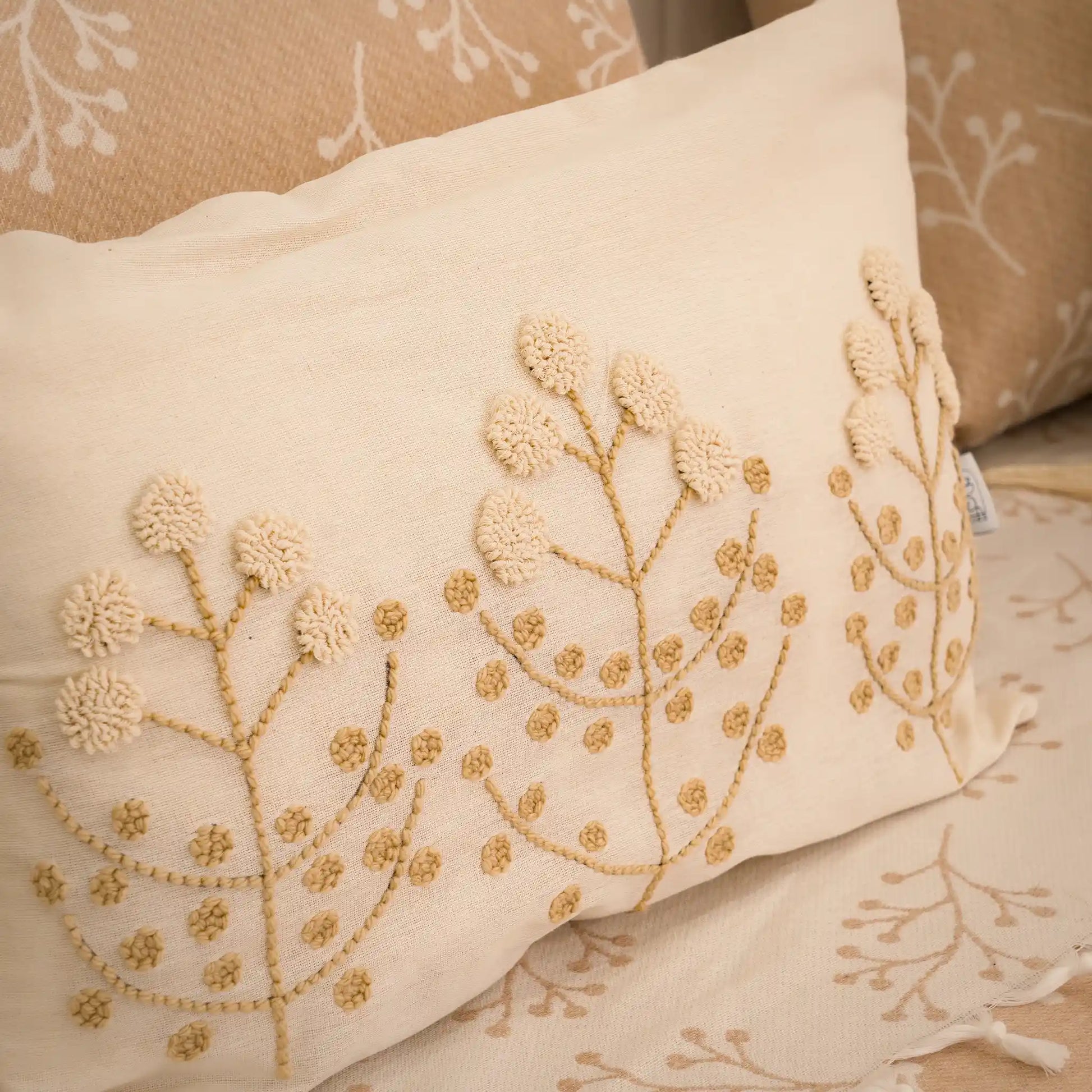 Sakura Cotton Bedding Set with 4 Pillowcases – Camel, Beige & Greige