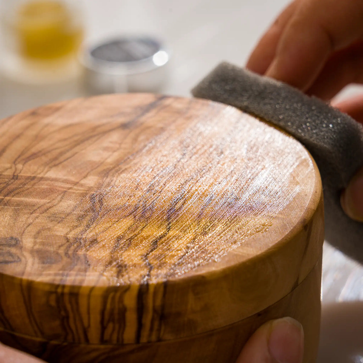 Handmade Olive Wood Utensils Holder – 100% Natural & Multi-Use Organizer – detail view 8