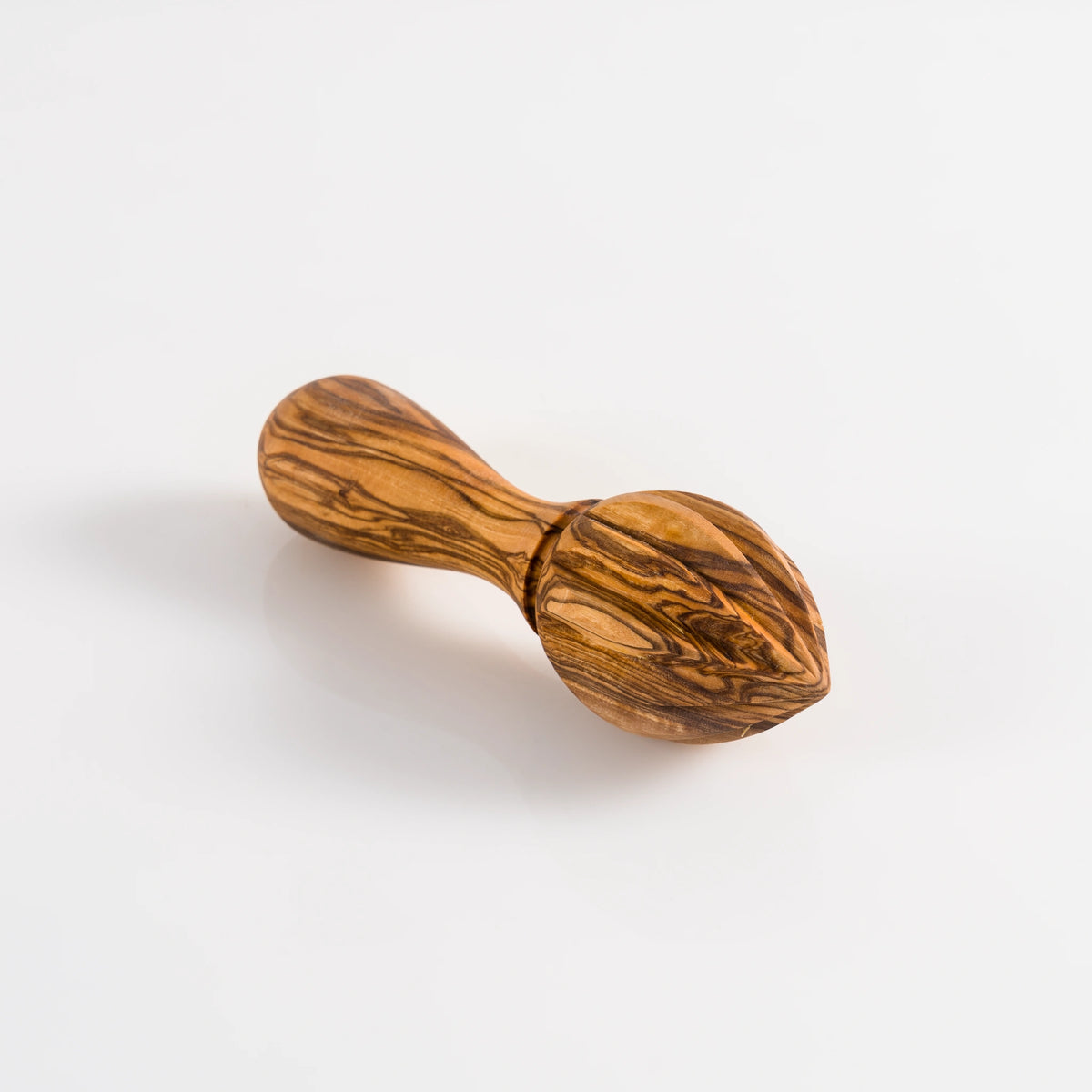 Handmade Olive Wood Juicer – Citrus Press Crafted for Natural Extraction – detail view 3