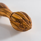 Handmade Olive Wood Juicer – Citrus Press Crafted for Natural Extraction – detail view 7