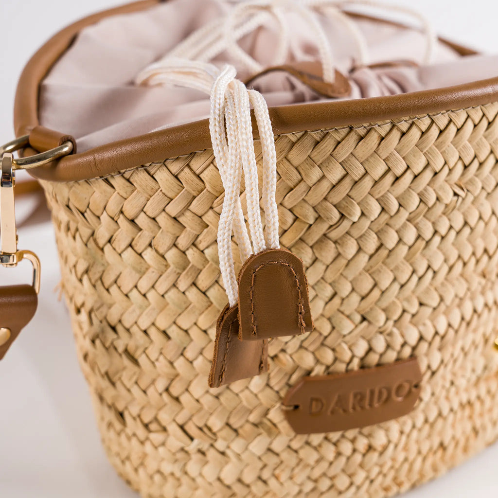 Célia handmade plant fiber and leather bag – product view 6