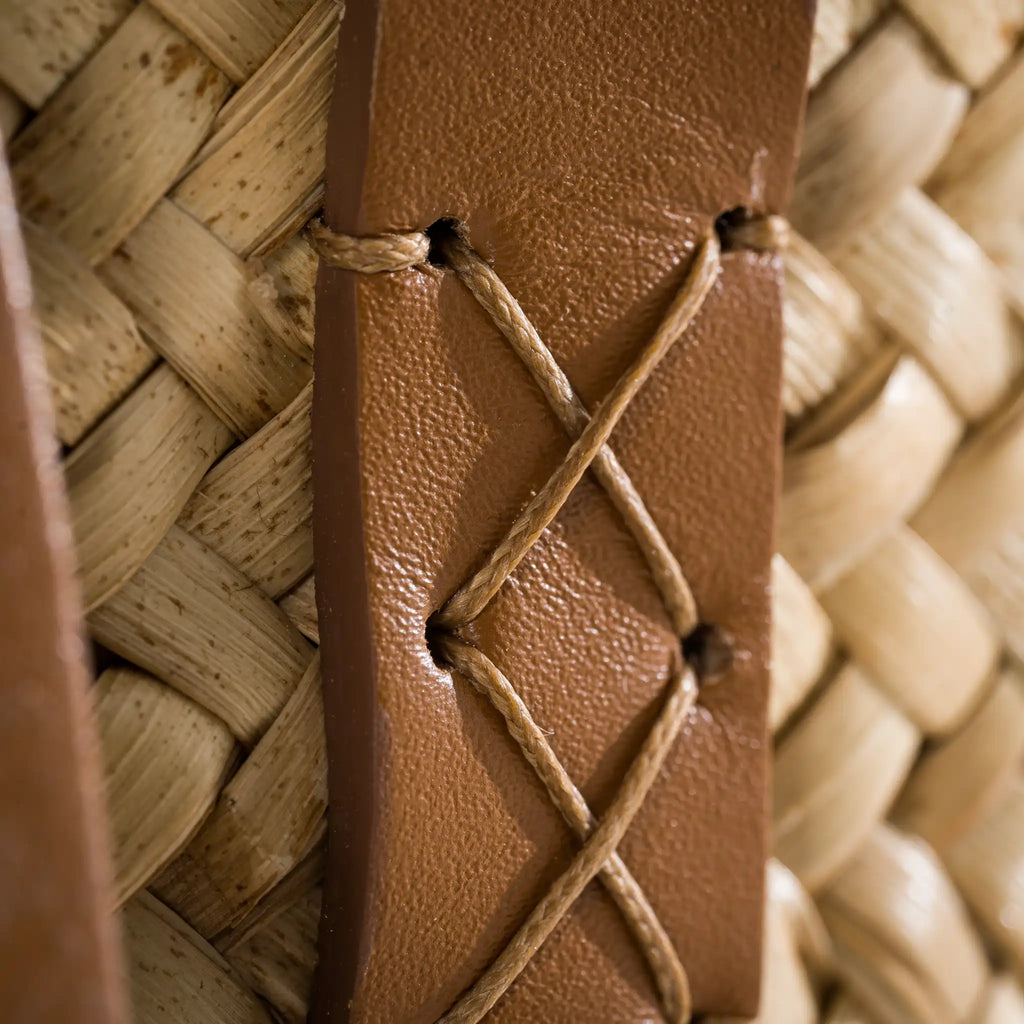 Aura handmade plant fiber and leather bag – product view 8