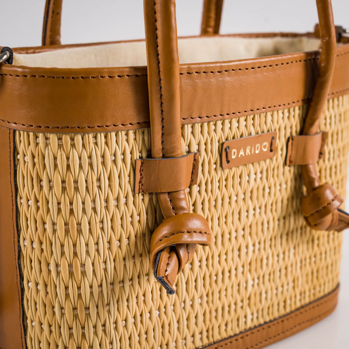 Mirella handmade natural fiber and vegan leather bag – product view 2