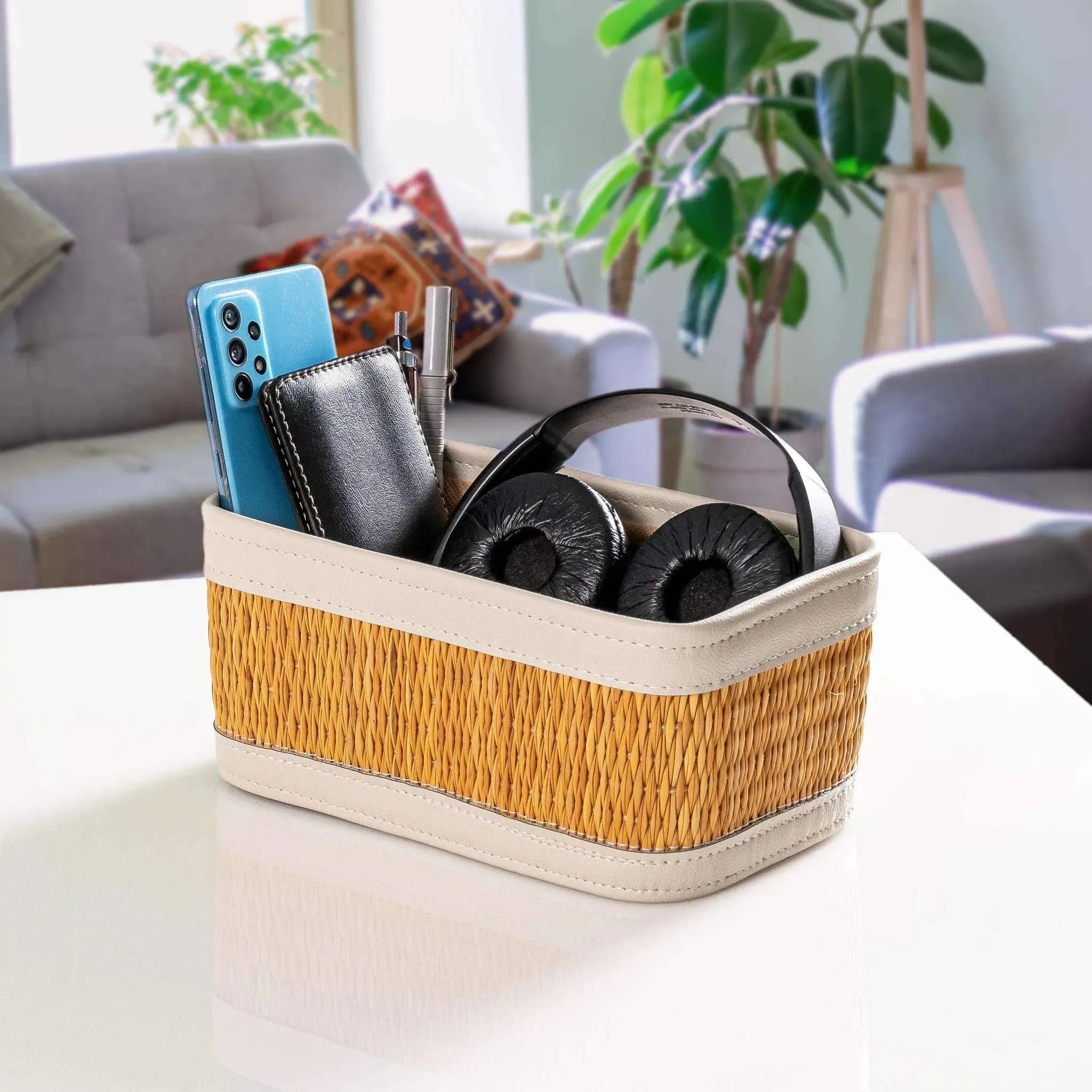 Darido small storage box in beige fabric with woven basket sides holding headphones, wallet, and phone. - Small Storage Box | 22x13cm