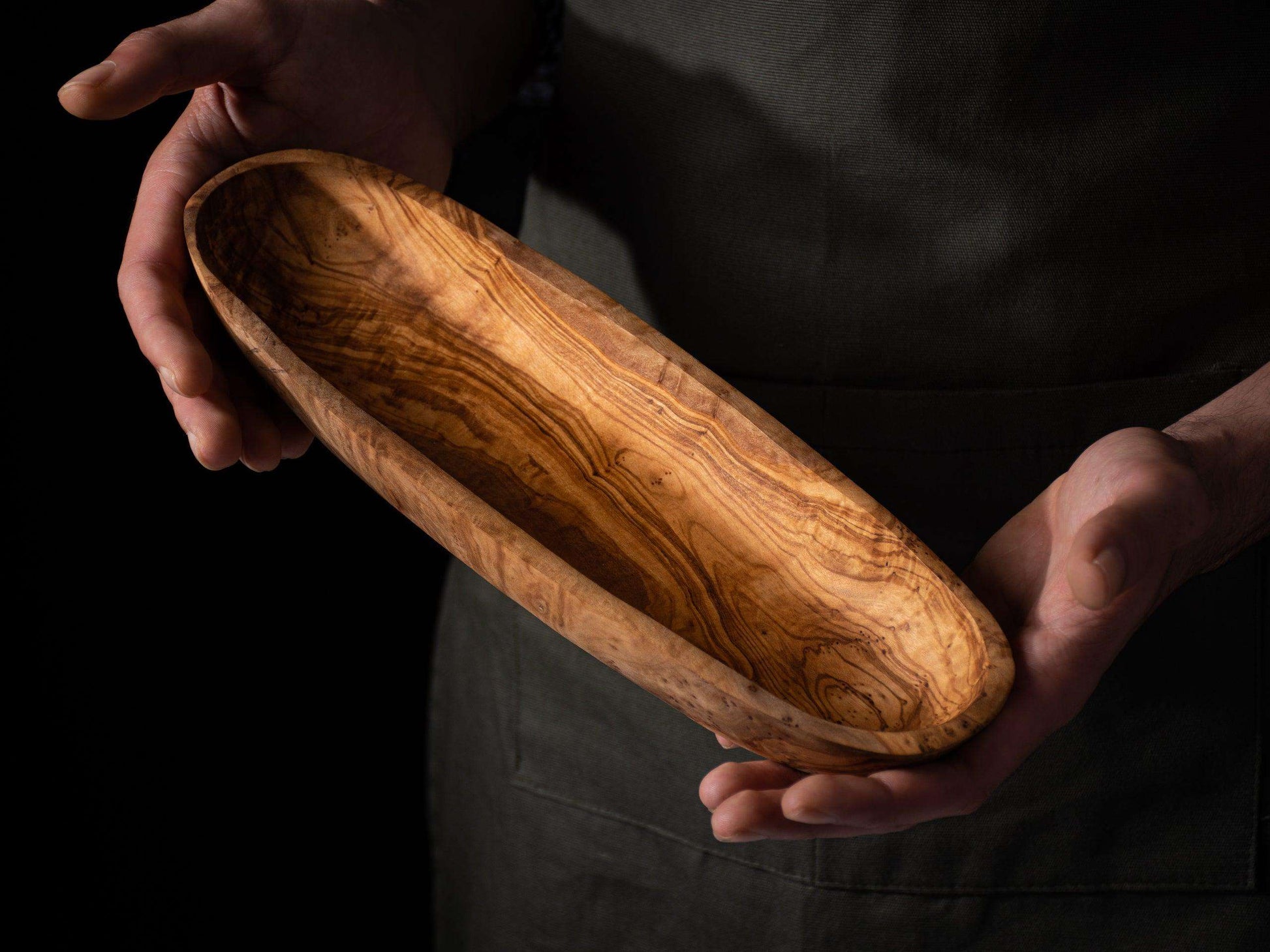 Darido Olive Wood - Serving Plate | 30*10cm | Perfect for serving bread, fruits, appetizers and many more.