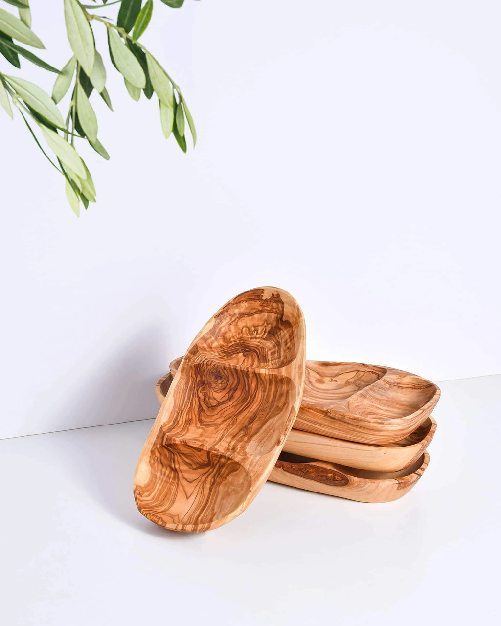 Handmade Darido olive wood snack plate with three compartments, smooth natural grain finish. - Handmade Olive Wood Snack Plate – 3 Compartments for Appetizers & Snacks