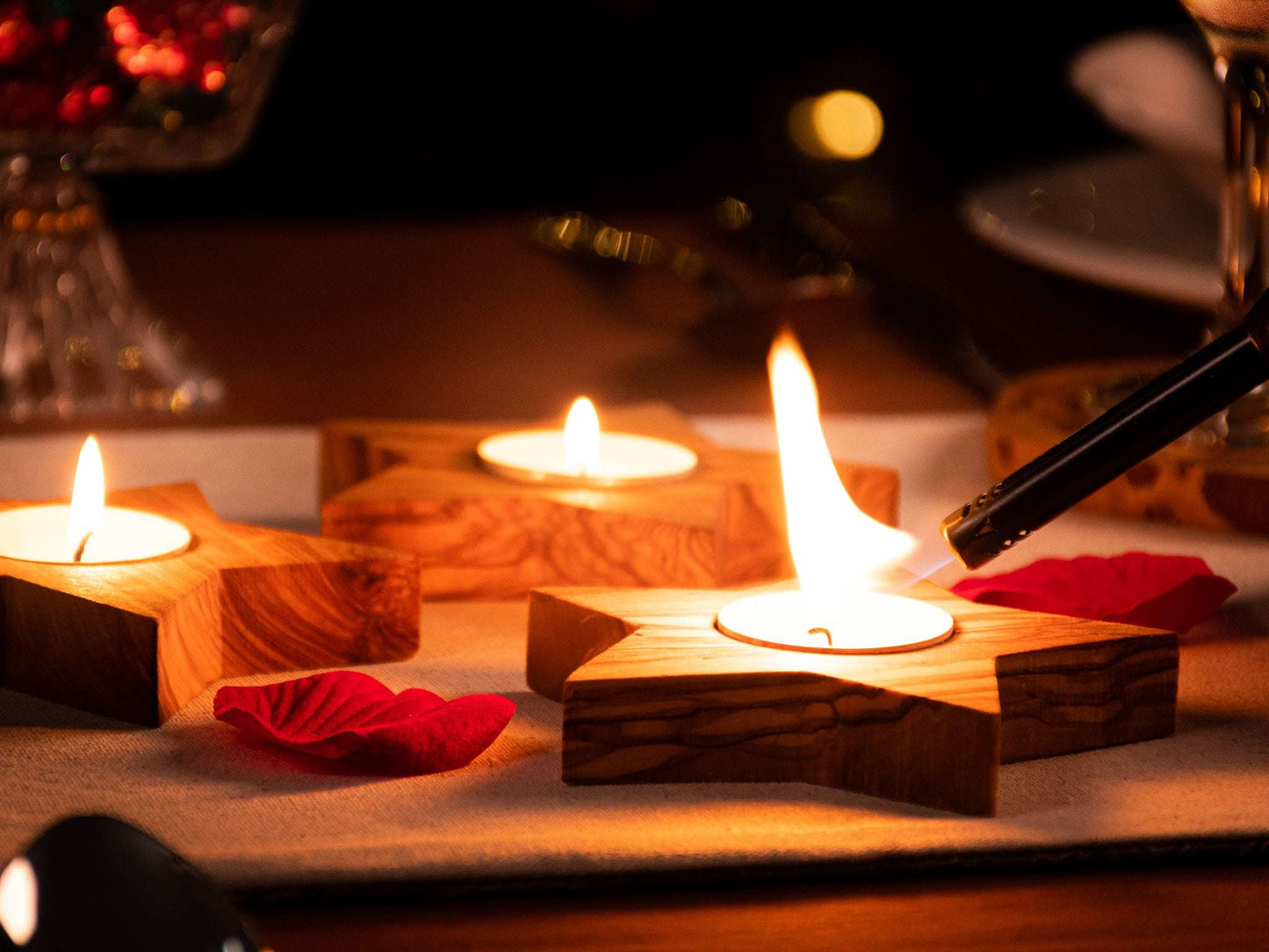 DARIDO Olive Wood Tealight Holder - Star Shape - 10x10x2 cm