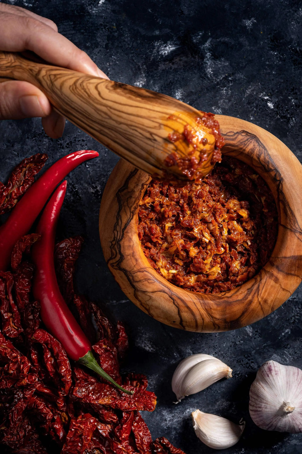 DARIDO Premium Olive Wood- Classic Round Mortar & Pestle: Handmade, Durable, All-purpose Grinding