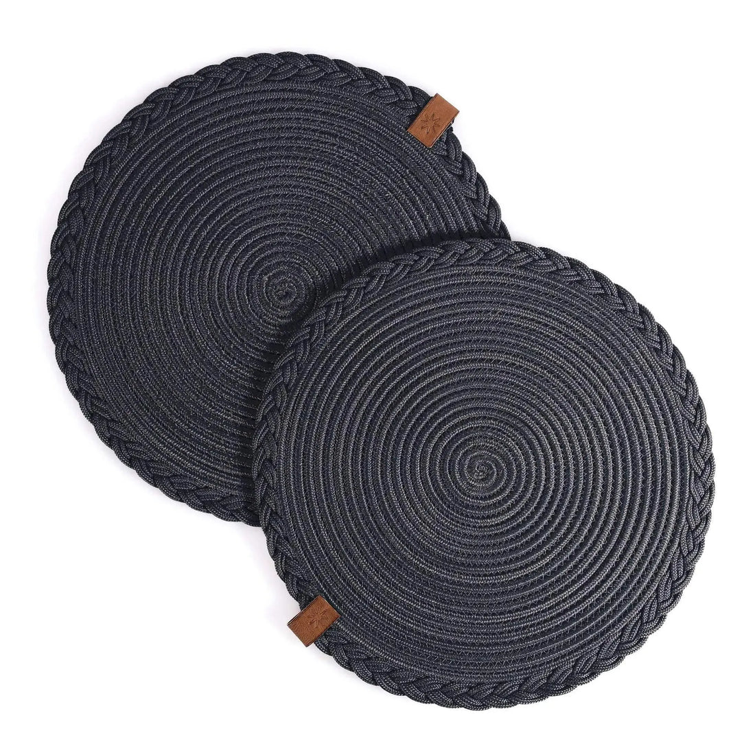 DARIDO Set of 2 Black Placemats- 32 cm- Round, Durable & Elegant Table Decor