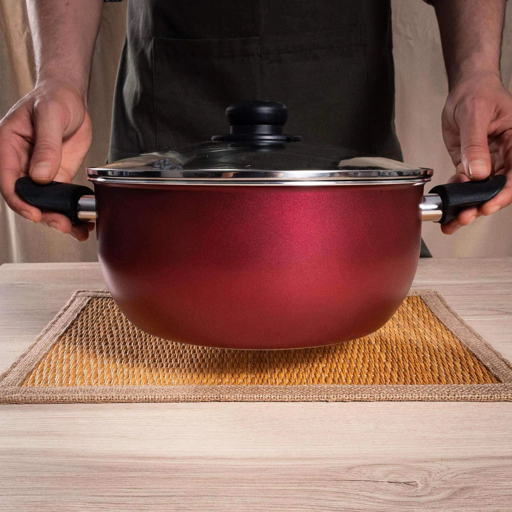 Darido Smar rectangular placemat in natural woven texture under red pot with glass lid on light wood table. - Smar Rectangular Placemat - 40x30cm