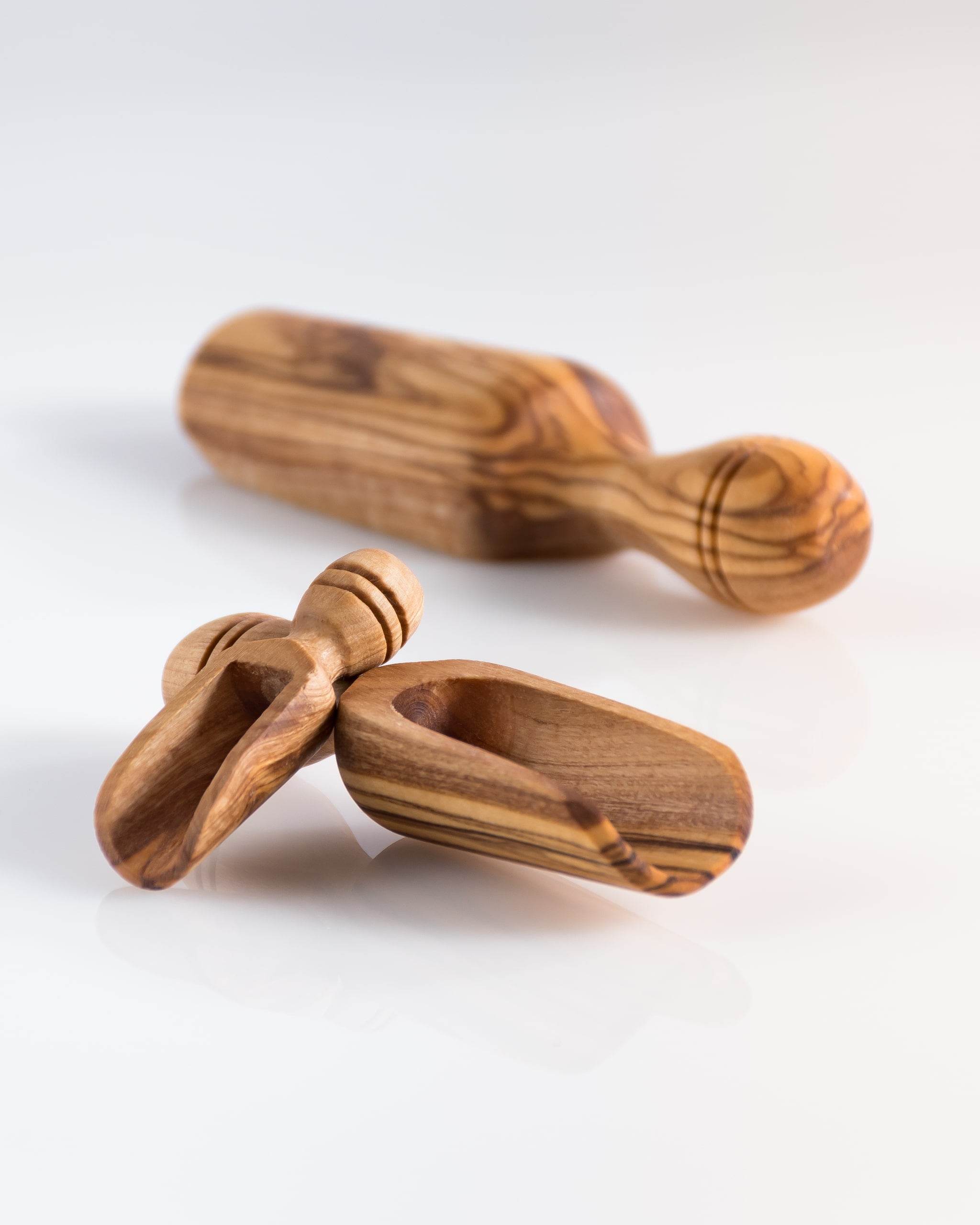 DARIDO Olive Wood Kitchen Scoop Set - Durable, Eco-Friendly, 3 Sizes (6cm,9cm, and 12cm)